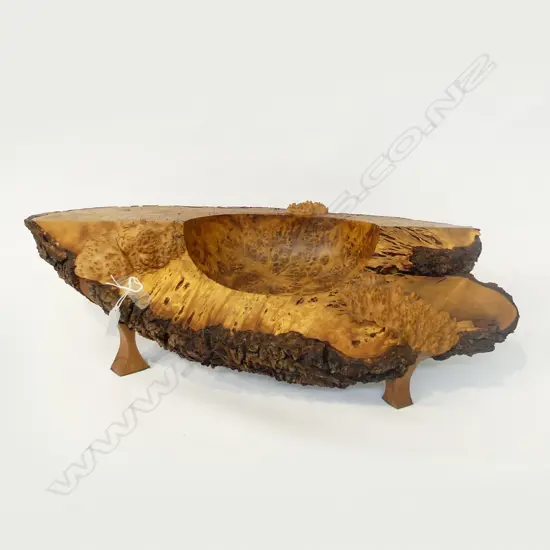 CARVED LGE POHUTUKAWA BURL BOWL L.640mm