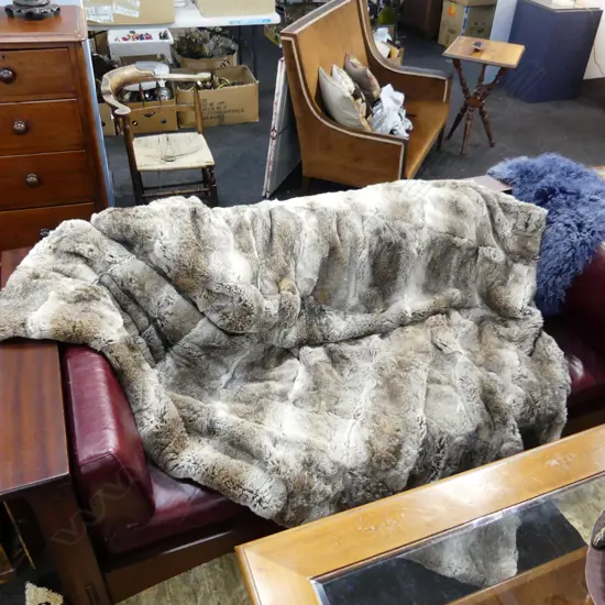 LG RABBIT FUR THROW / BEDCOVER 1900x1500mm