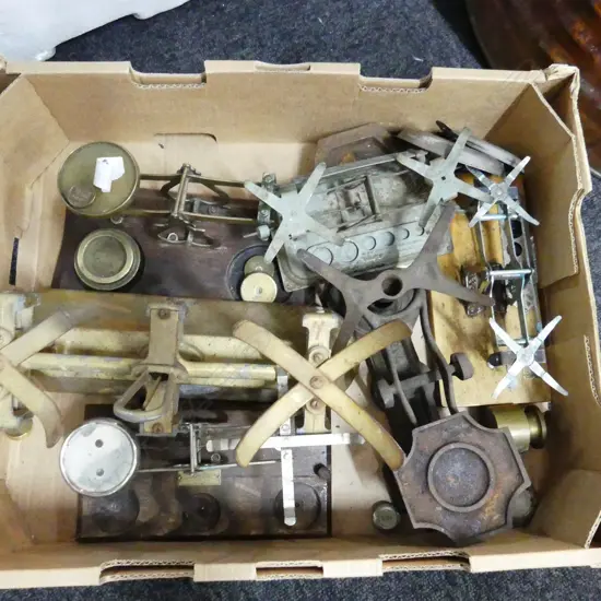 BOX LOT VINTAGE SCALES