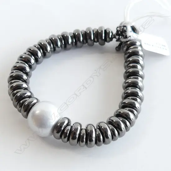BLACKENED STG SILVER BRACELET WITH SOUTH SEA PEARL 31.2GMS 