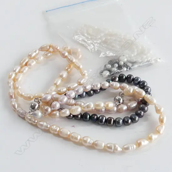 ASST COLLECTION FRESH WATER PEARL NECKLACES & BRACELETS 
