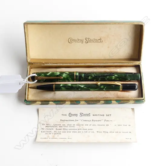 CONWAY STEWART #759 14CT NIB FOUNTAIN PEN & PENCIL SET, BOXED. 