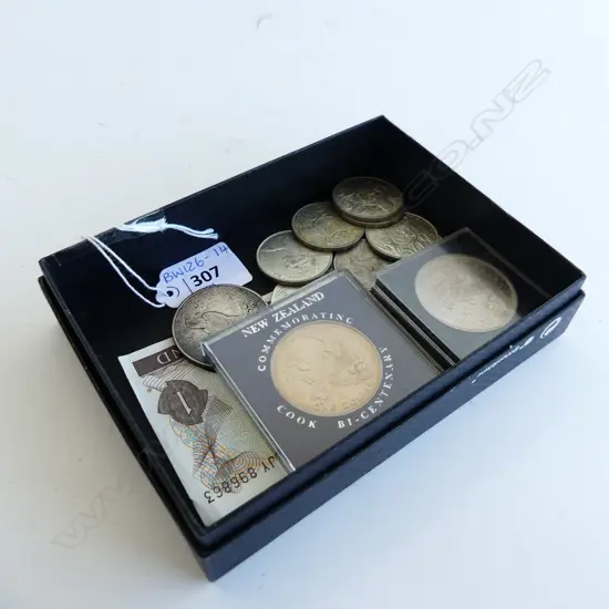 BOX COINS INCL ROUND AUST. 50C COINS, NZ CROWNS ETC..