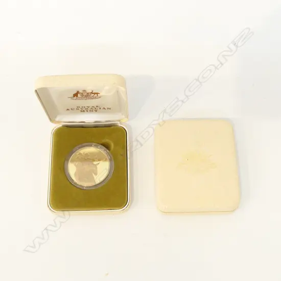 2 ROYAL AUSTRALIAN MINT 1990 ANZAC COMMEMORATIVE $5 COINS - BOTH INDIVID. BOXED 