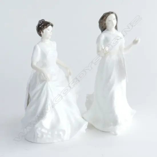 2 ROYAL DOULTON FIGURINES: 'HARMONY 1997' H.148mm  + 'SENTIMENTS GREETINGS 1999' H.157mm