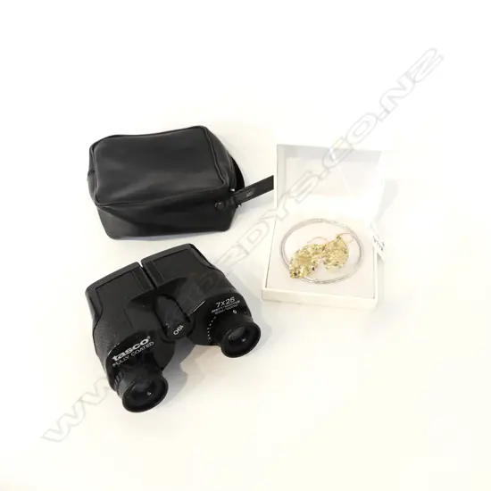 PAIR OF TRAVEL BINOCULARS & TWO PAIRS OF EARRINGS