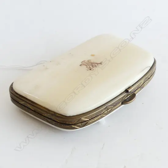 ANTIQUE IVORY? & GOLD METAL INLAY CASE 80mm
