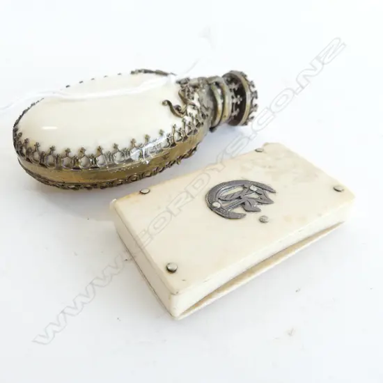 2 ANTIQUE IVORY SNUFFS; BOOK FORM & OVAL H.65mm