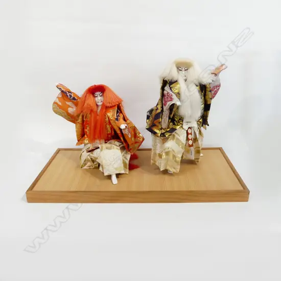 PAIR OF JAPAN KABUKI QUALITY ACTOR DOLLS H370MM