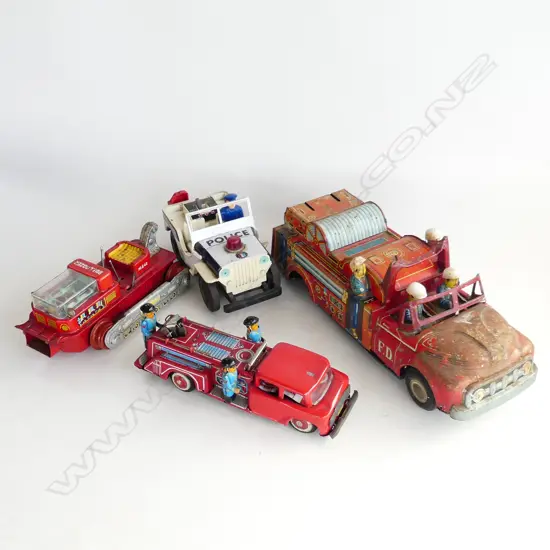 2 TIN TOY FIRE ENGINES PARTS MISSING TIN TOY BULLDOZER & POLICE JEEP LARGEST L380MM