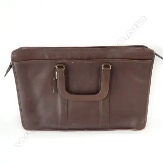 A 'COACH' LEATHER DOCUMENT SATCHEL USA MADE. 