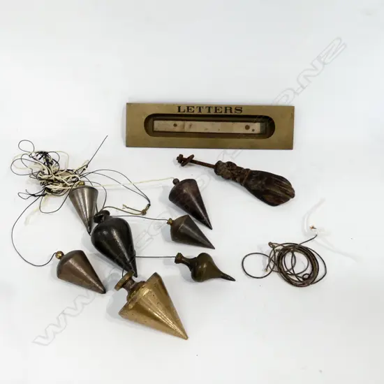 7 VINTAGE METAL PLUMB LEVEL WEIGHTS + ANTIQUE 'HAND' CAST IRON DOOR KNOCKER + BRASS 'LETTERS' SLOT 275x70mm