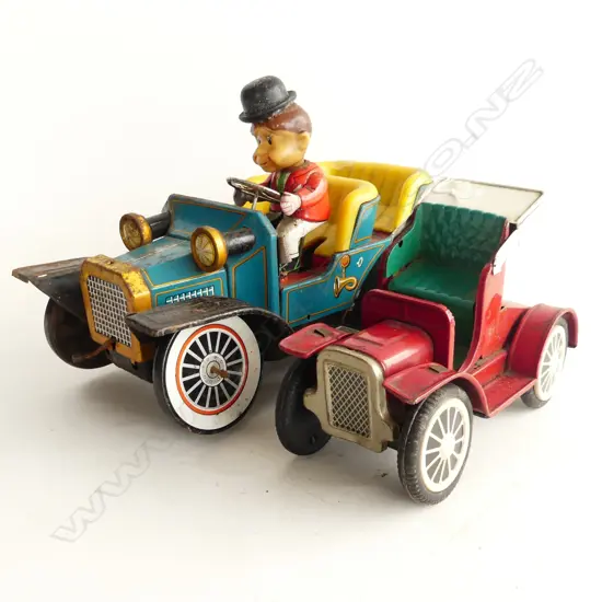 VINTAGE TIN TOY JAPAN TN TRADEMARK BATTERY MYSTERY CAR & ANOTHER TINTOY VINTAGE CAR  LARGEST  L230MM