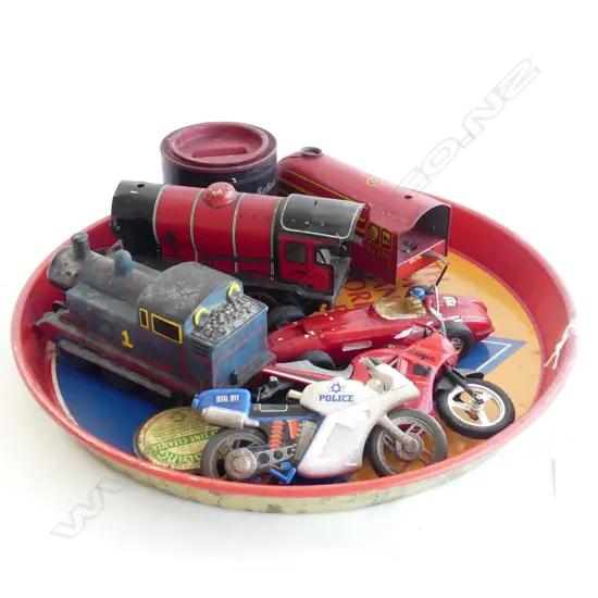 TIN TRAY HORNBY WIND UP TRAIN ENGINE 2 OTHER ENGINES  TIN MONEY BOX  2 MOTORBIKES & CAR  TRAY WIDTH280MM