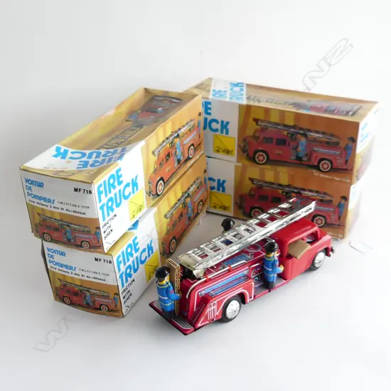 4 BOXED TIN PLATE FRICTION POWERED FIRE ENGINES MADE IN CHINA IN ORIGINAL BOXES L 280 MM