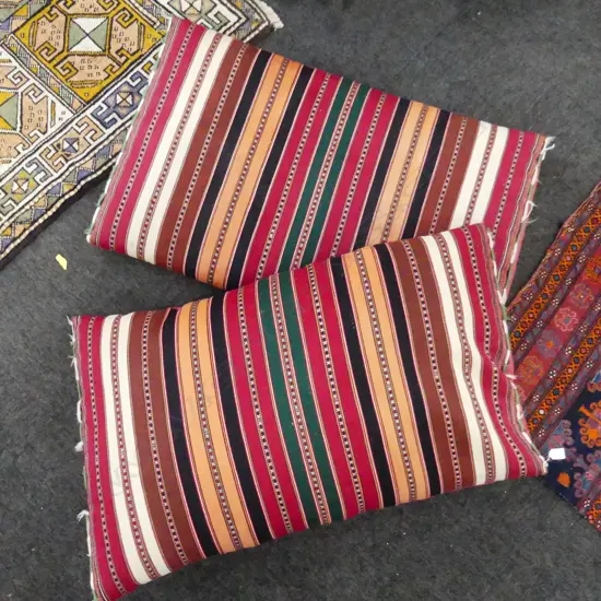 PR LGE FLOOR CUSHIONS 1050x600mm