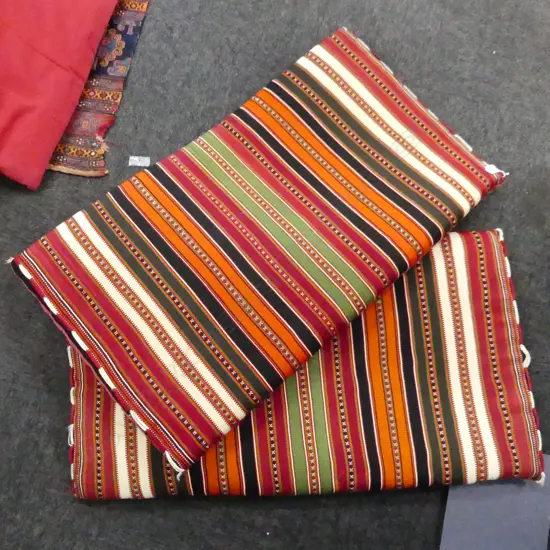 PR LGE FLOOR CUSHIONS 1050x600mm