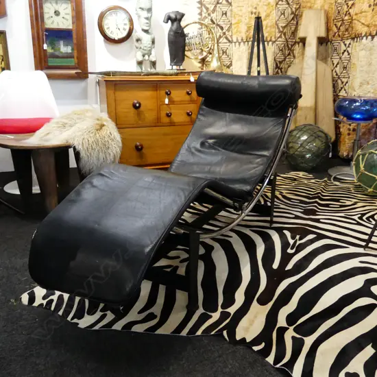 LC4 CHAISE LOUNGE - BLACK LEATHER & CHROME 1600x600x750mm