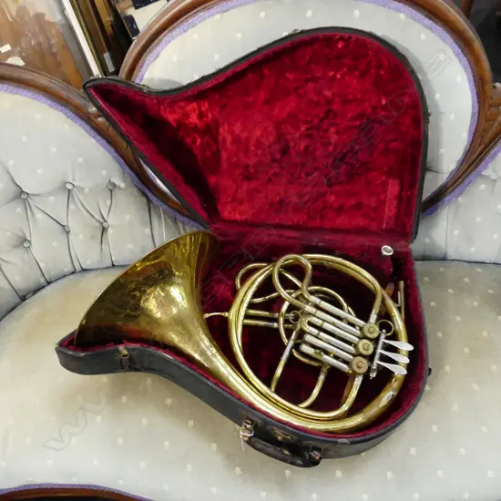 VINTAGE FRENCH HORN BY GETZEN ELKHORN WIS., CASED
