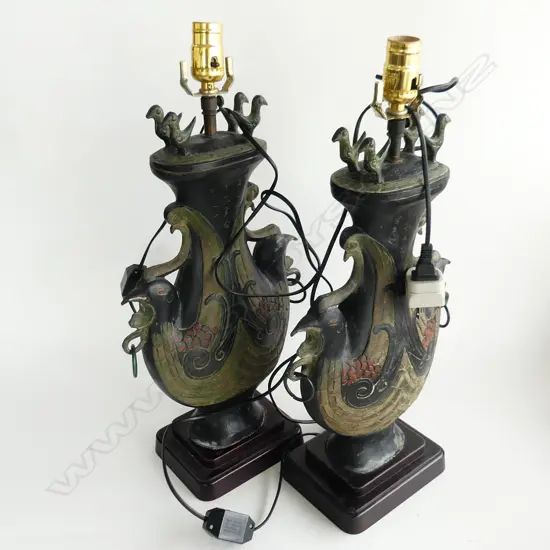 PR ORIENTAL LAMPS w. SYMMETRICAL BIRD DESIGN (base req. re-glue) H.540mm