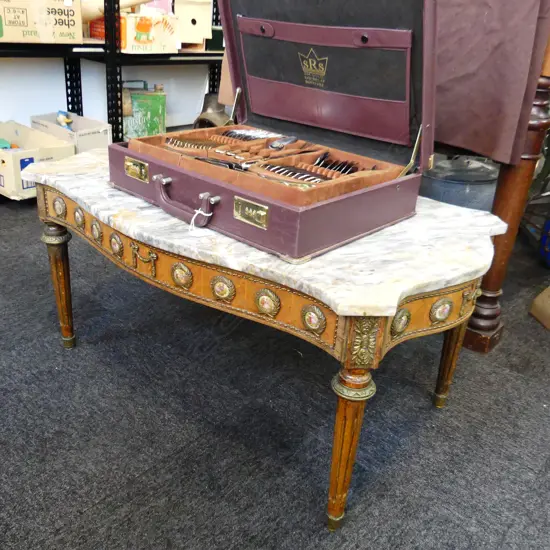 MARBLE TOPPED COFFEE TABLE WITH DECORATIVE CERAMIC GAINSBOROUGH DECALS AROUND THE METAL SIDES L. 890MM