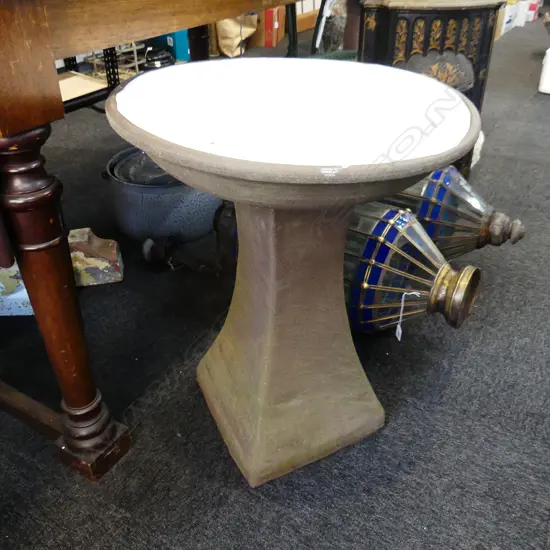 CERAMIC 2 PCE BIRD BATH 