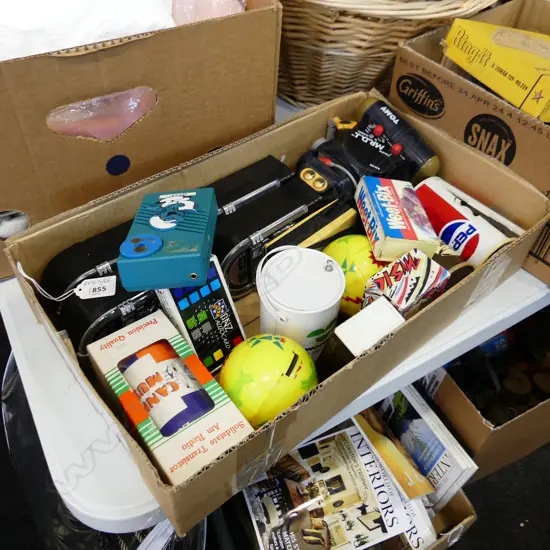 LOT ASS NOVELTY TRANSISTOR RADIOS