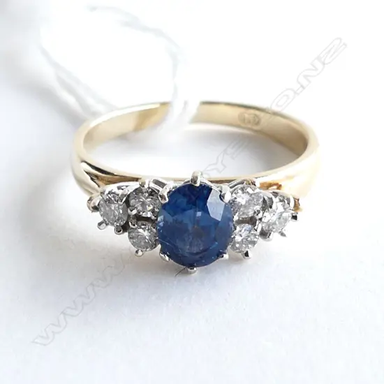 9CT GOLD CELYONESE SAPPHIRE & DIAMOND DRESS RING SIZE M