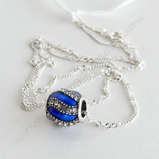 SILVER & BLUE BALL PENDANT & STG SILVER GHAIN 
