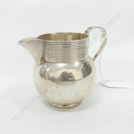 SMALL STG SILVER JUG CHESTER 1911 114 GRAMS