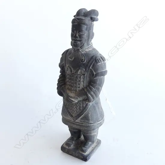 VINTAGE ORIENTAL CARVED WARRIOR H. 170MM