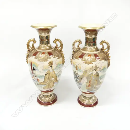 PR LG JAPANESE VASES   H. 475MM