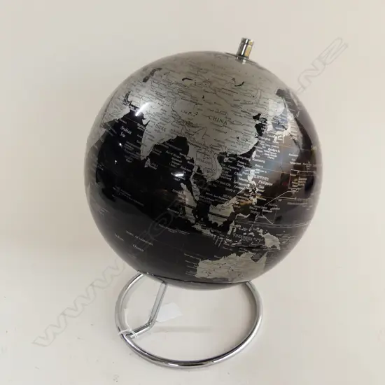 DARK BLUE & SILVER GLOBE H.310mm