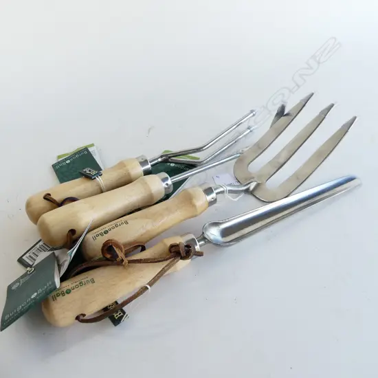 4 BURGON & BALL GARDEN TOOLS; WIDGER, WEEDING FINGER, WEDDING FORK, HAND FORK L.330mm