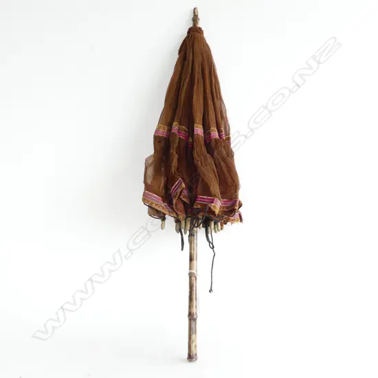 VINTAGE PARASOL WITH FAUX BAMBOO HANDLE L. 670MM (A/F)