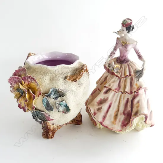 LGE ITALIAN CERAMIC LADY + JARINERE both w. faults h.220mm