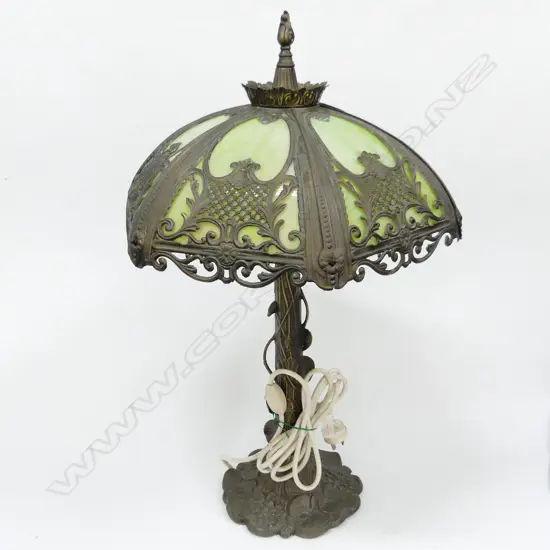 LG TIFFANY STYLE LAMP H.700mm