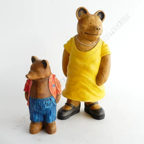 2 BRYAN JONES BEARS, 1 X H. 170MM & 1 X 270MM