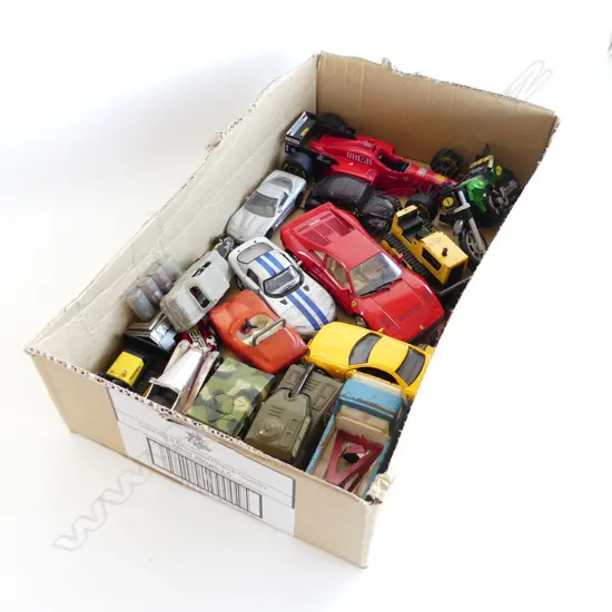 SMALL BOX 20 DIE CAST & PLASTIC CARS & TRUCKS