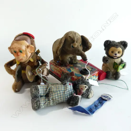 2 JAPANESE C/WORK BEARS +B/O MONKEY AND ELEPHANT PLAY WORN H 190 MM