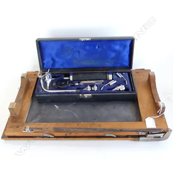 BOXED OTOLARYNGOLOGIST EAR NOSE & TROAT EXAMINING TOOL L310 & INKING FRAME L450MM