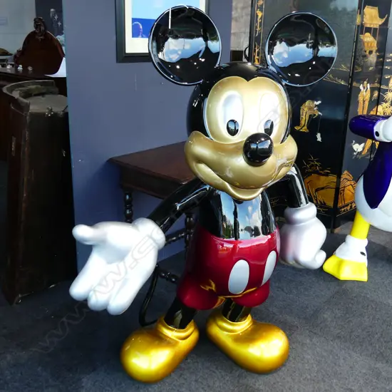 LG DISNEY MICKEY MOUSE FIBREGLASS FIGURE IN BRIGHT AUTOMOTIVE PAINT & LACQUER H.1450mm