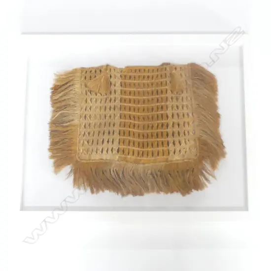 A late 19th early 20th century woven muka kete,