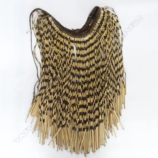 MAORI GRASS SKIRT; PIUPIU 640x900mm