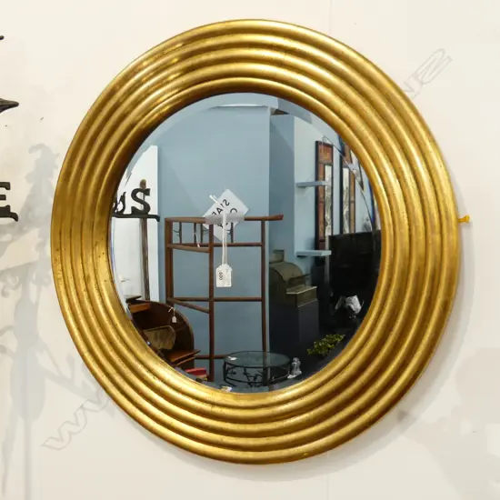 LG GILT FRAMED MIRROR 710mm dia