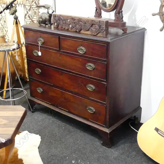 GEORGIAN MAHOGANY CHEST OF DRAWERS 1080 x 550 x 940mm - some loss to cockbeading