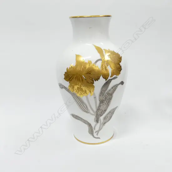 WHITE NORITAKE VASE H.390mm