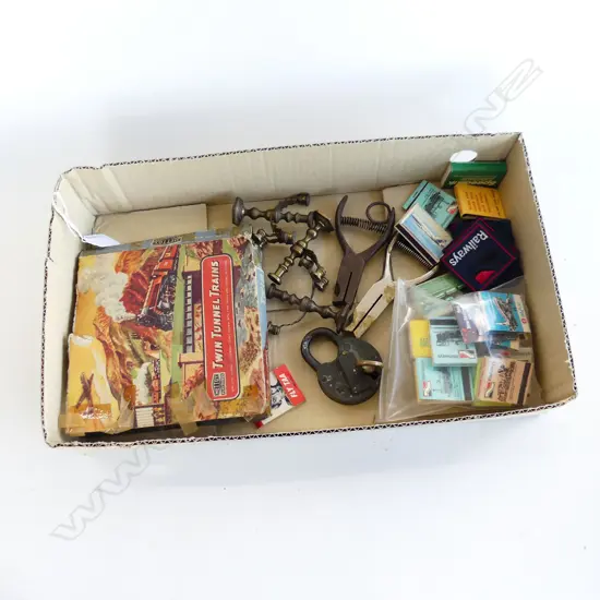 BOX RAILWAY MEMROBILIA BOXED TRAIN SET L180MM ETC