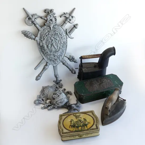 SMALL BOX 2 VINTAGE IRONS 2 TINS & 2 CAST ALUMINIUM ARMORIALS L410MM