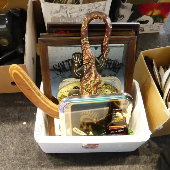 BOX LOT ASST PUB MIRRORS INCL SOUTHERN COMFORT, DB, WHITE HORSE ETC.+ KIWI LAGER WALL CLOCK + BOOMERANG ETC.